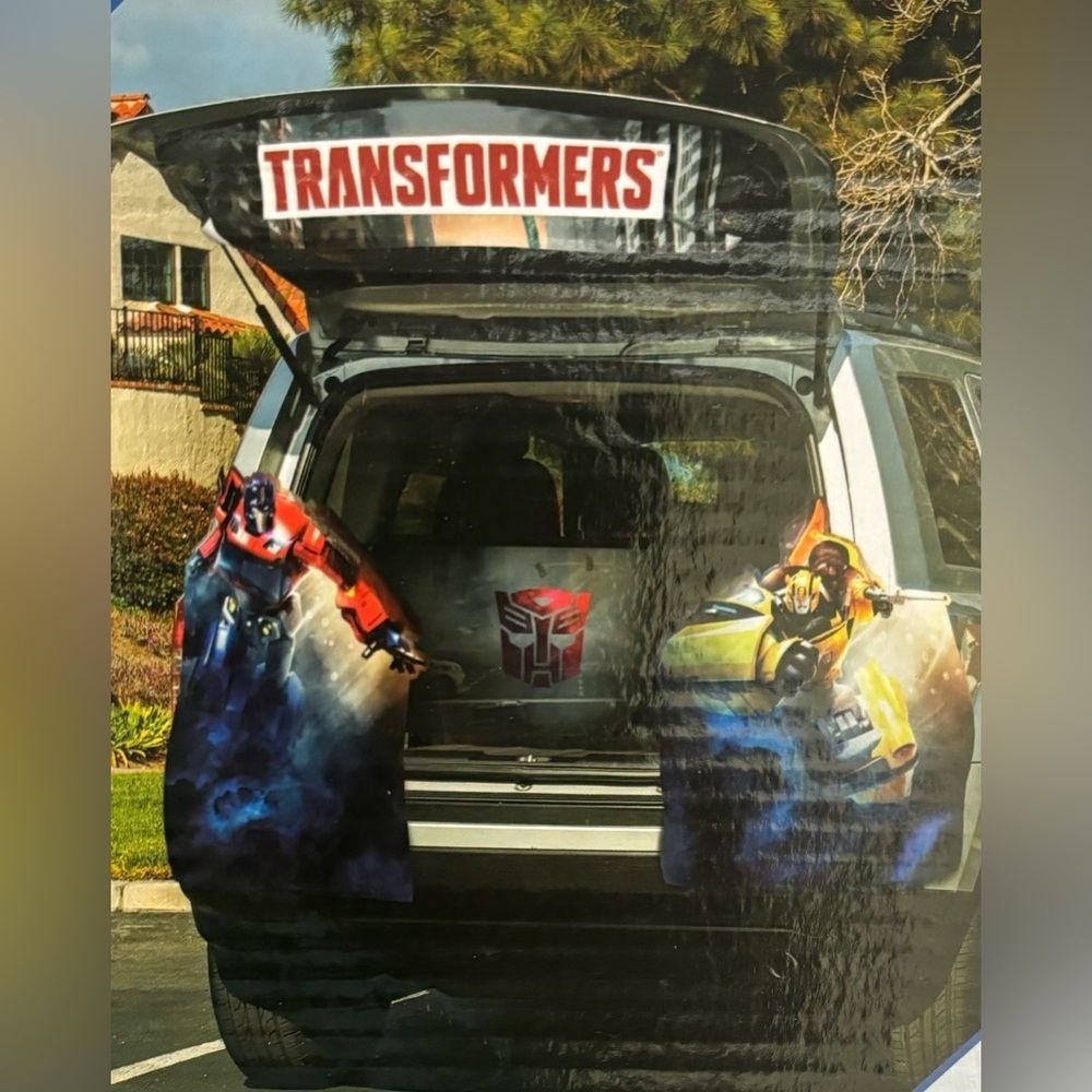 Nwt transforners trunk or treat die cut set